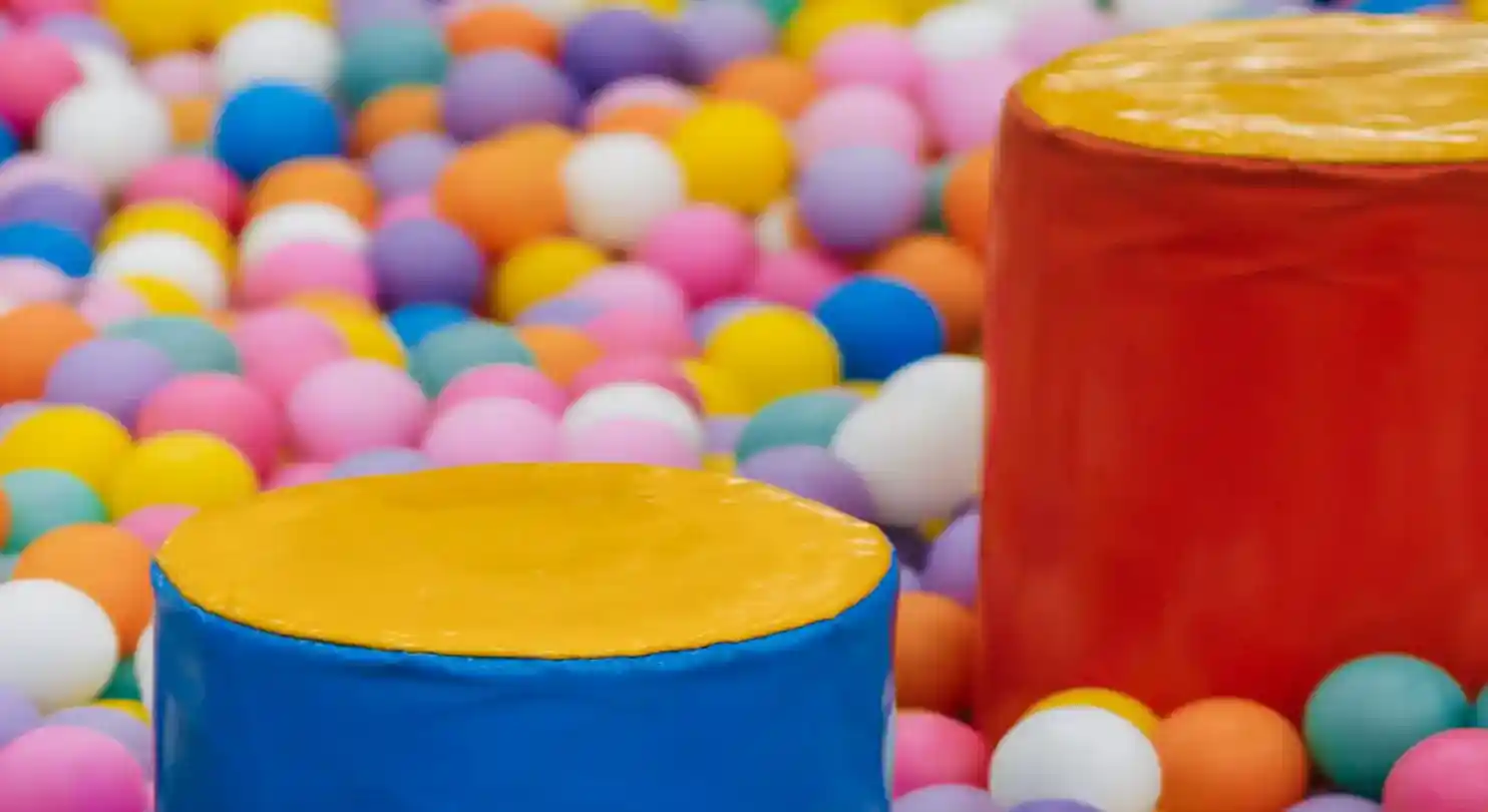 indoor-kids-play